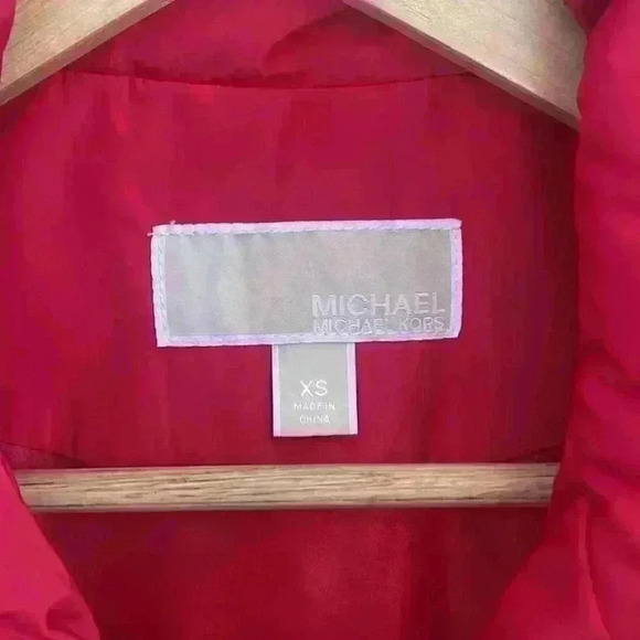 Michael Kors Red Puffer Vest Women's XS - Picture 3 of 5